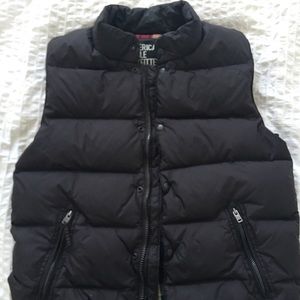 American Eagle Puffer Vest